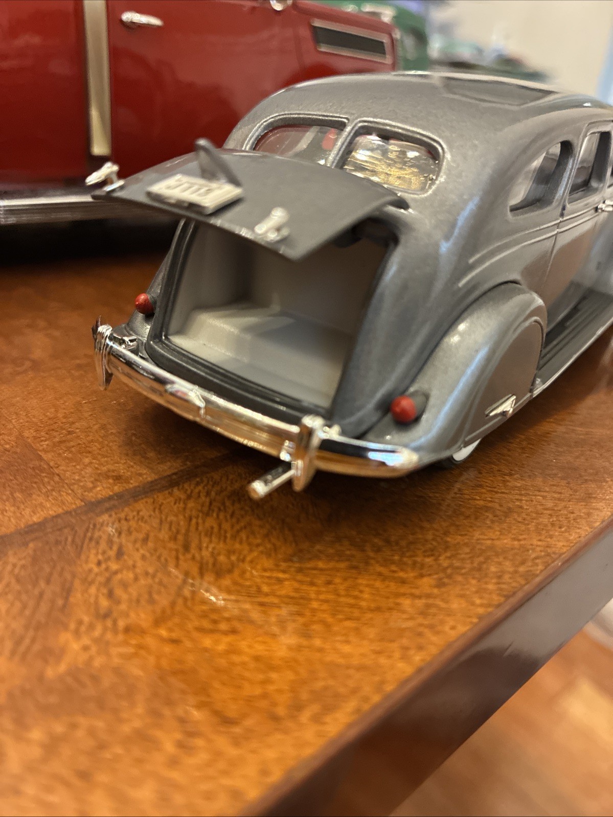 1933 Chrysler Airflow Gray Diecast Car EST 1/34 ( Length 6.5”)