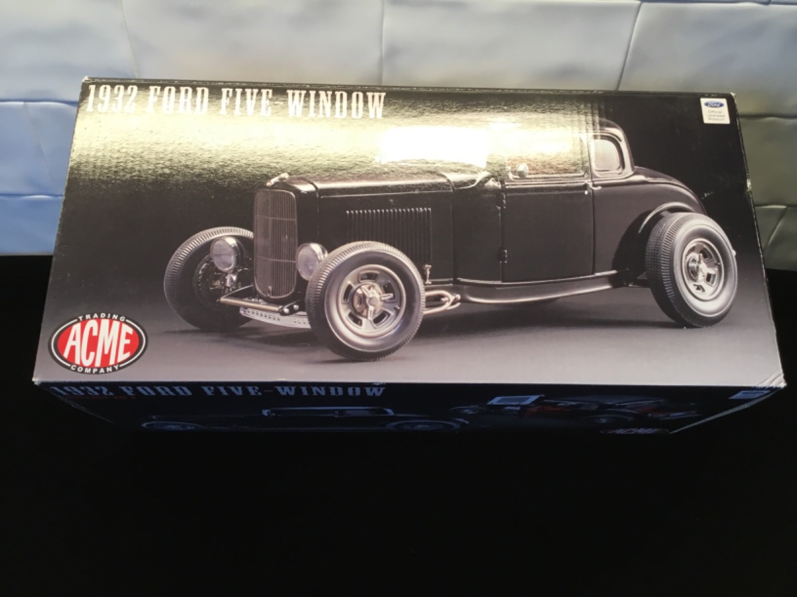ACME 1:18 1932 FORD FIVE-WINDOW RELEASE N0.1