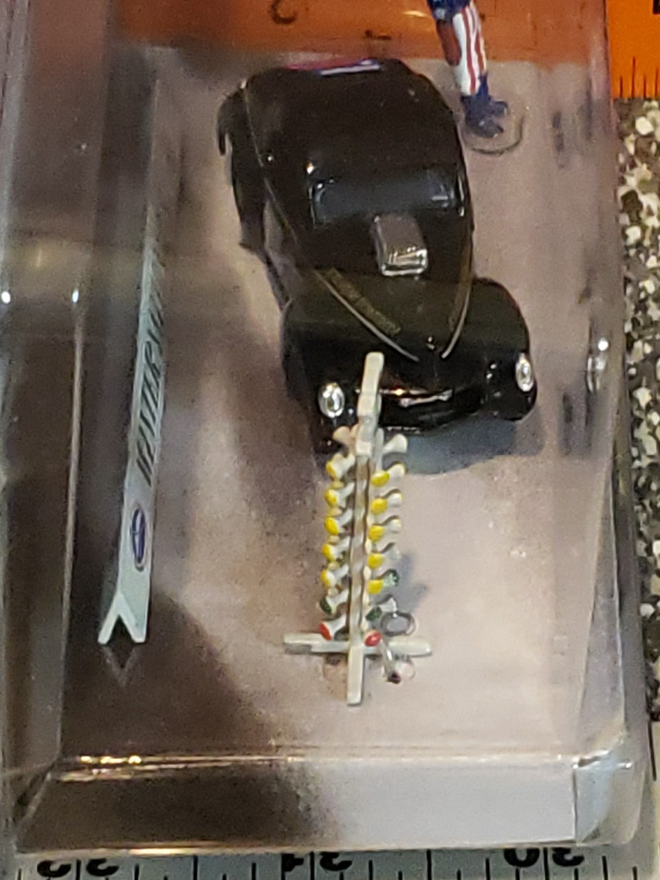 M2 Machines NHRA WinterNationals 1941 Willy’s Gasser Diorama Die Cast