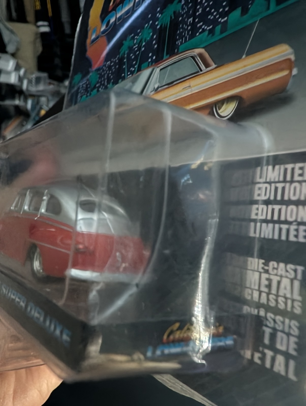 Greenlight Collectibles California Lowriders 1:64 1947 Ford Fordor Super Deluxe