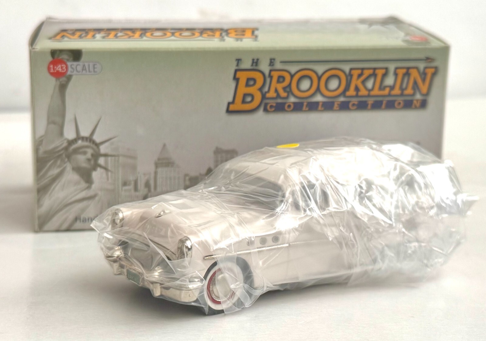 Brooklin BRK.186 – 1954 Buick Special Four-Door Station Wagon – Casino Beige