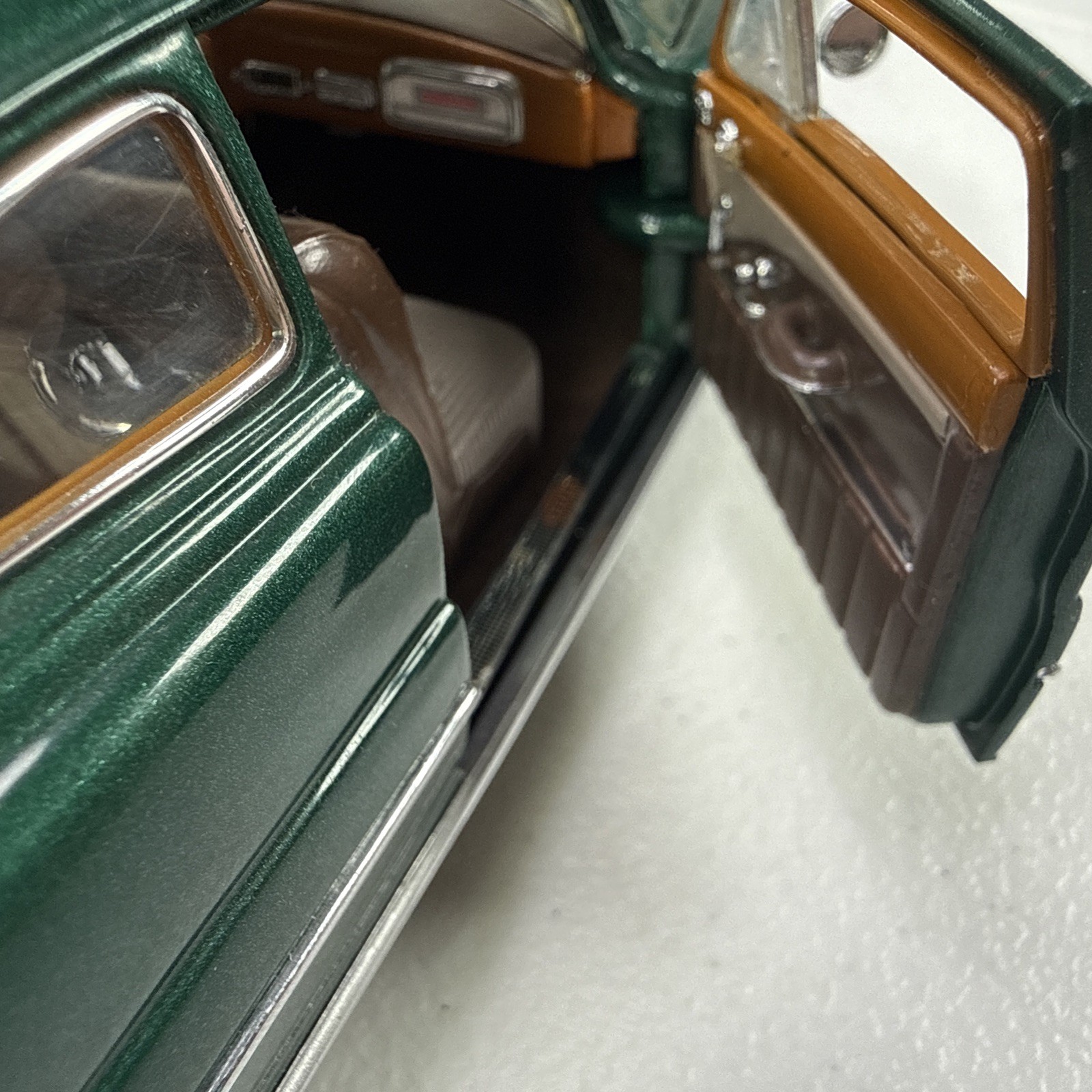 Franklin Mint 1:24 1951 Hudson Hornet Diecast Car Metallic Green w/ Tag *READ*