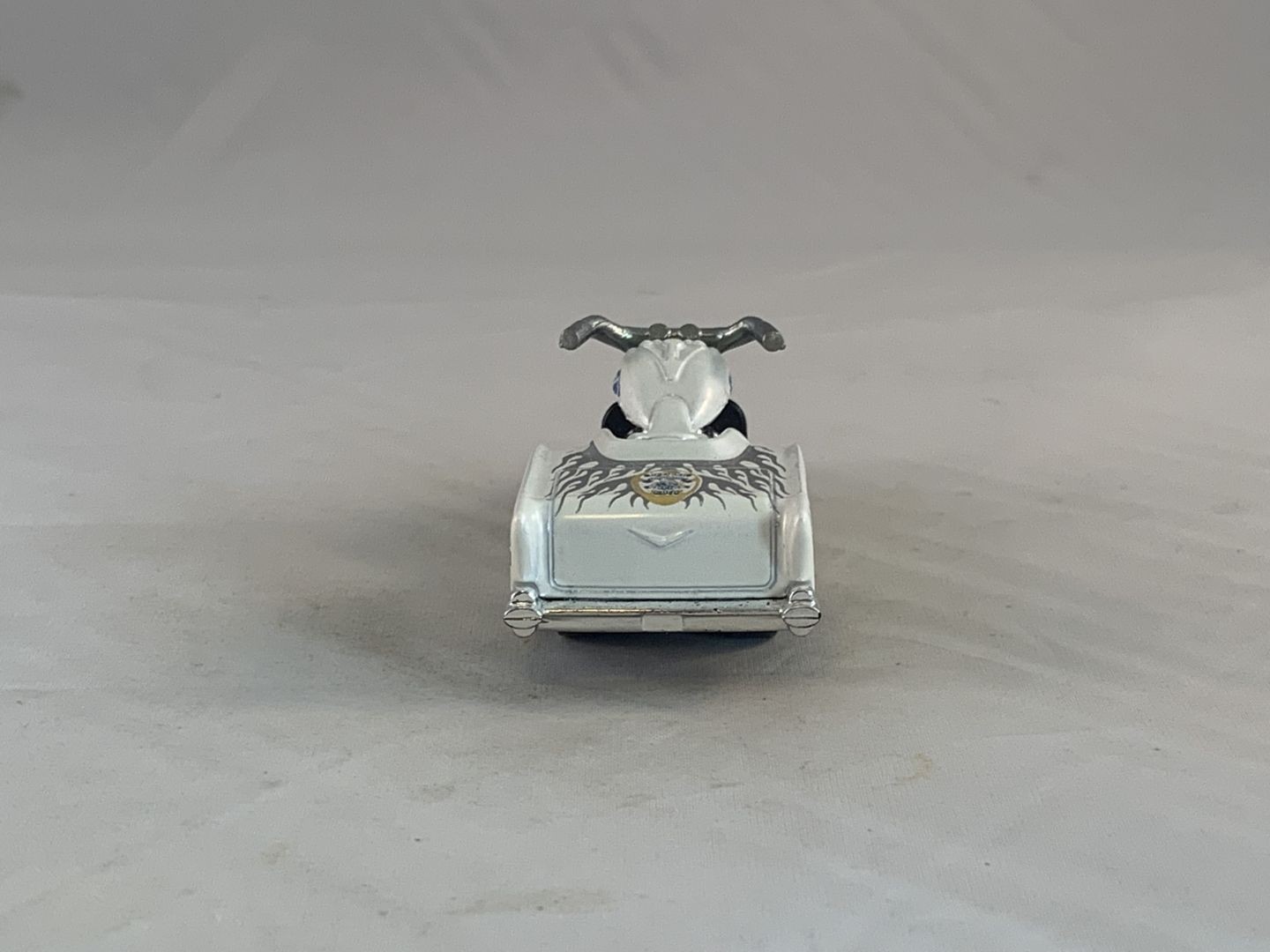 Hot Wheels Boss Hoss Motorcycle 2011 Main Street White 5SPs MC5s