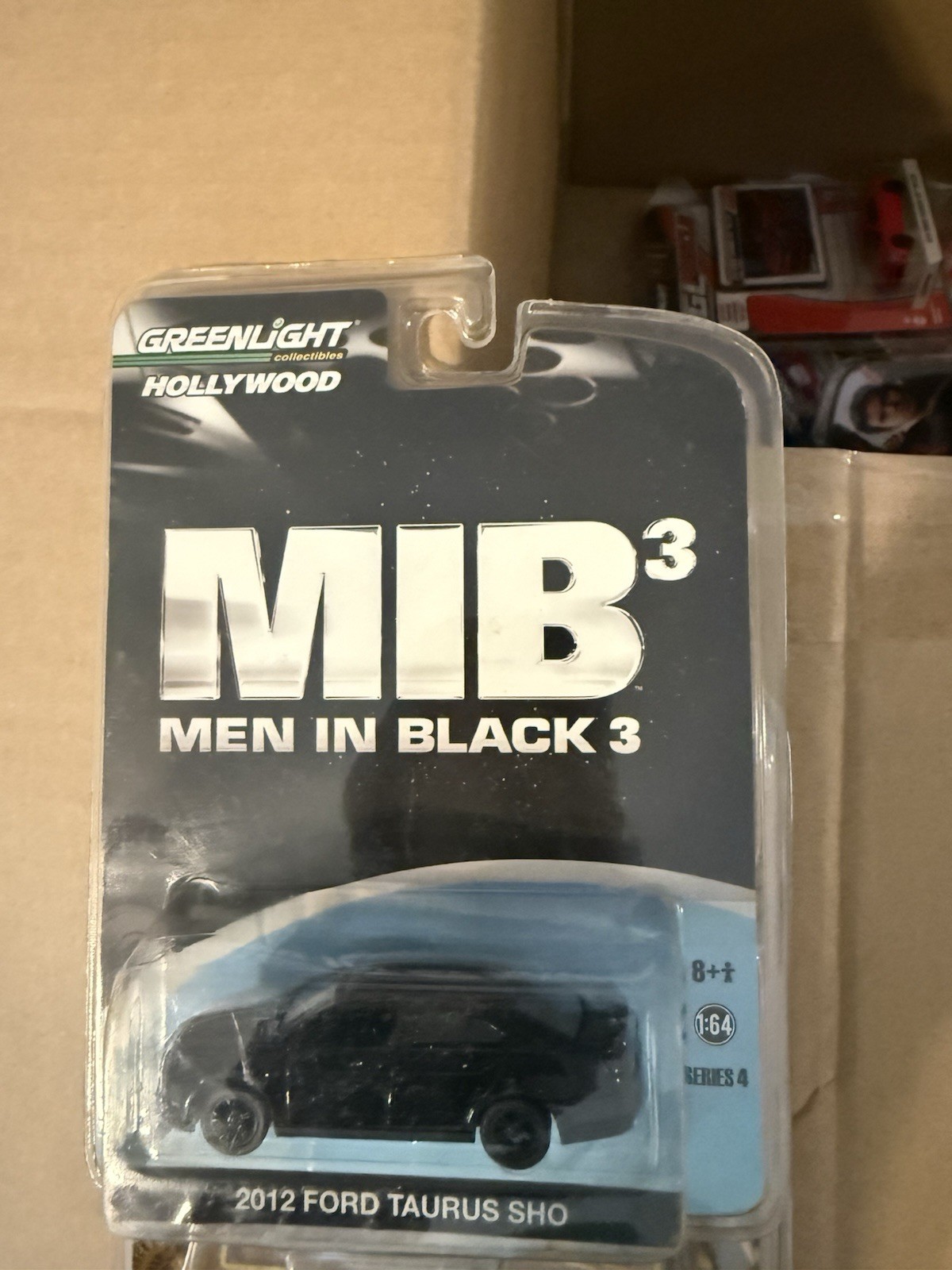 Greenlight 1/64 Ford Taurus 4 2 Blue 2 Black New