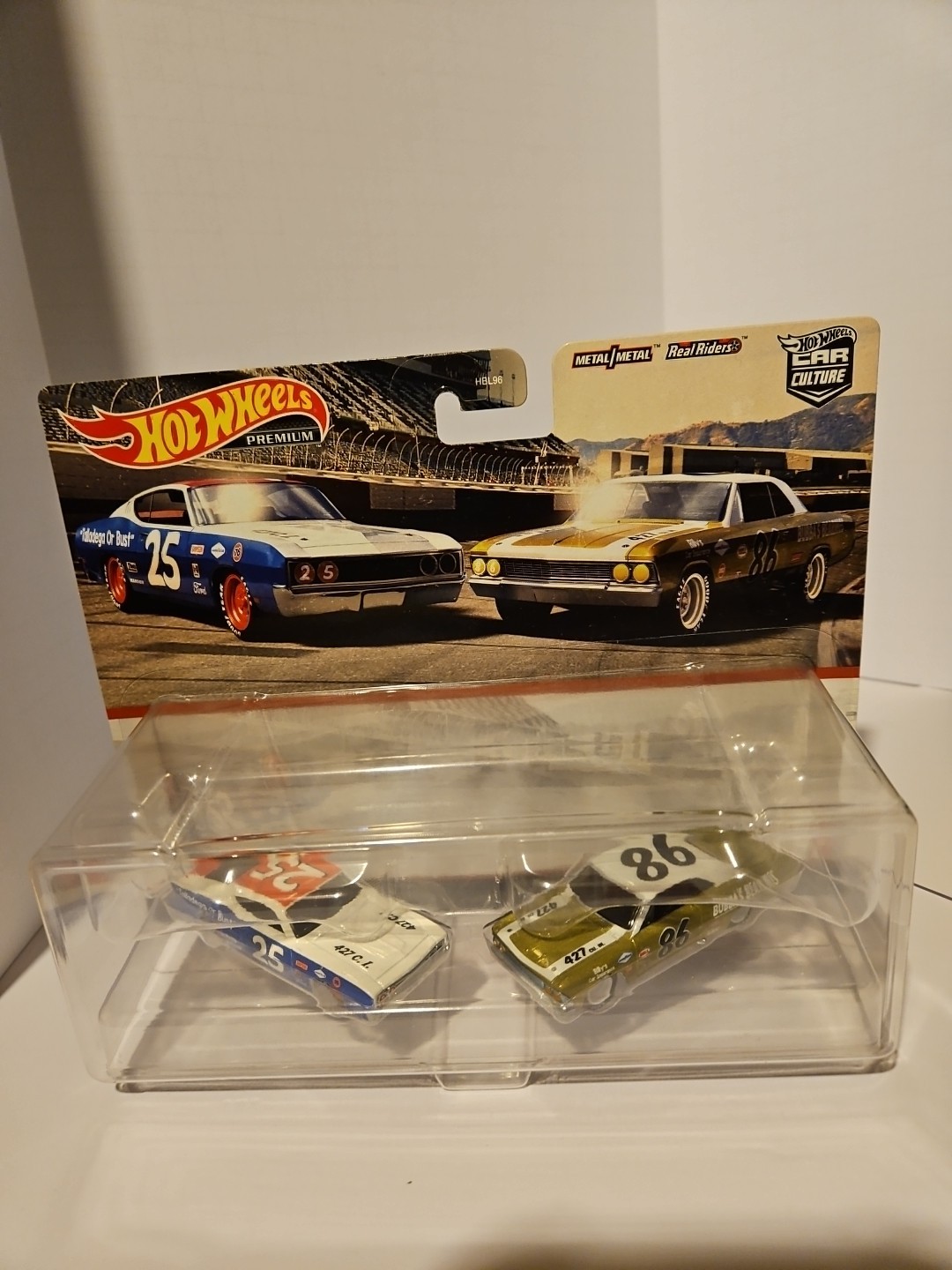 1969 Ford Torino #25 & 1966 Chevrolet Chevelle #86 Set Of 2 Pcs Hot Wheels