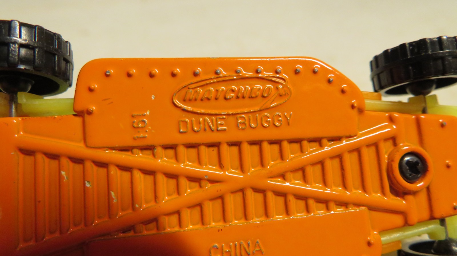 Matchbox Dune Buggy 1998 1:61 Die Cast & Plastic Fluorescent Orange Yellow Rail