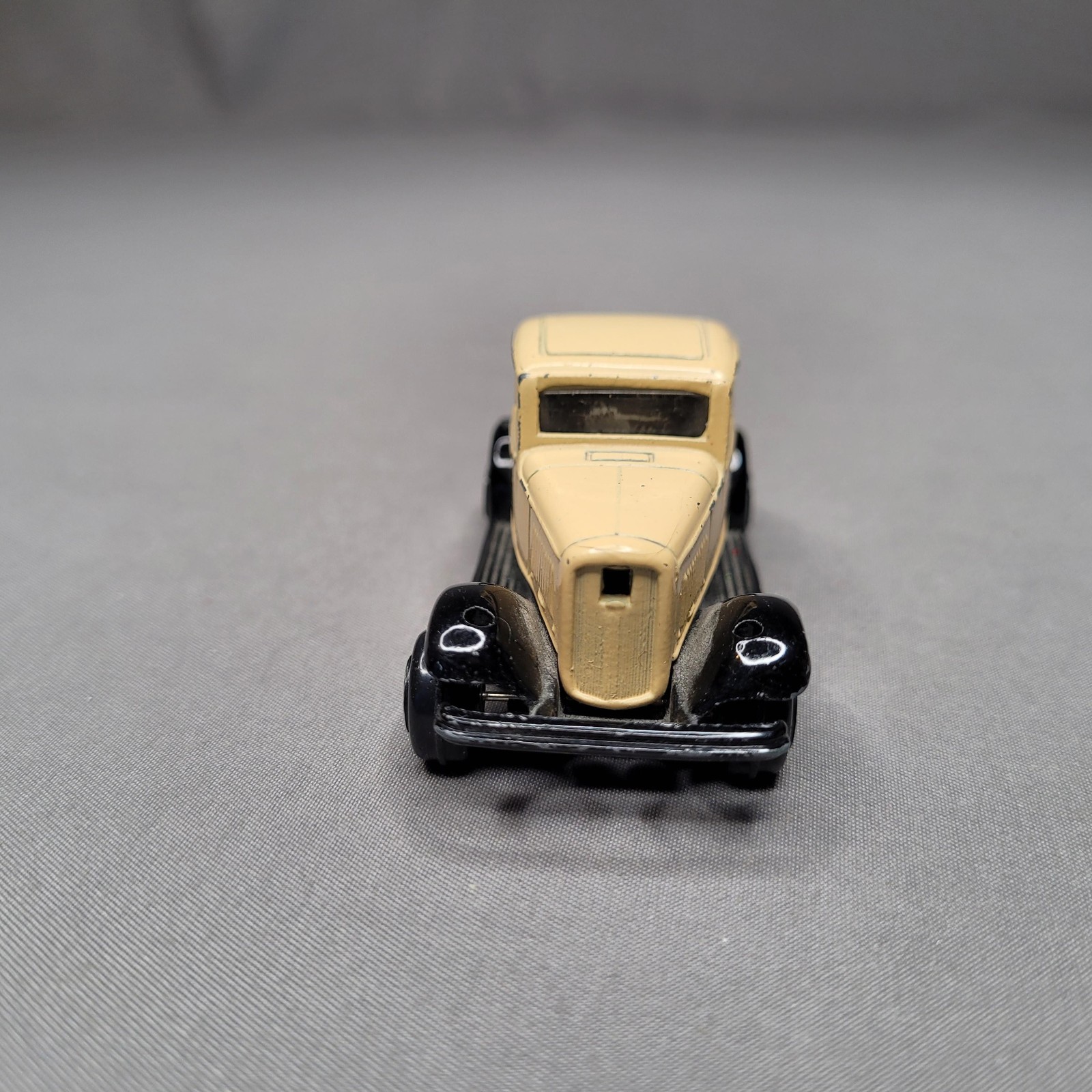 Ertl ’32 Ford Coupe Beige Tan Brown Black Diecast Car Toy Loose USA Vintage 1932