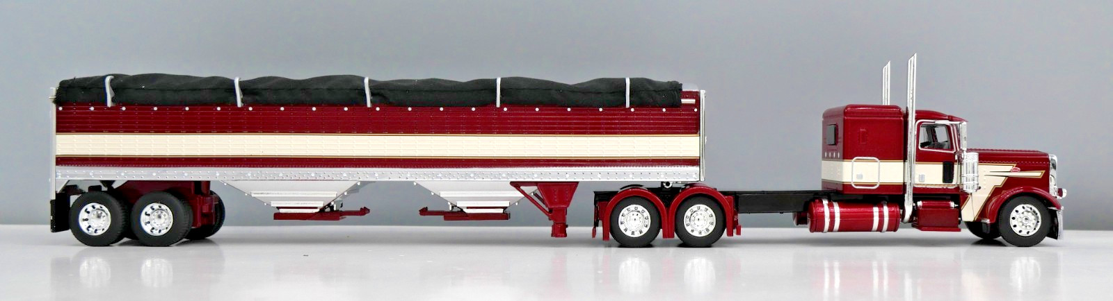 DCP 1/64 Maroon Red Cream Peterbilt 389 Wilson Grain Trailer 60-2275 Farm Toy