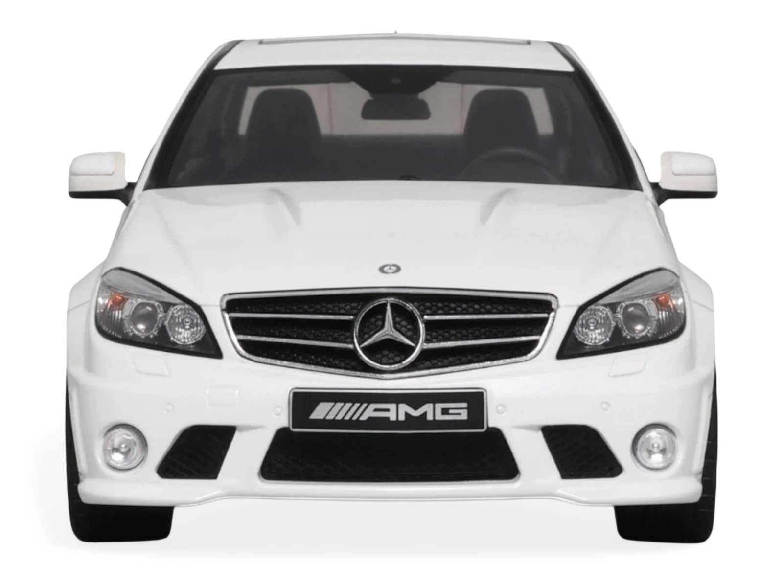 2007 MERCEDES-BENZ C63 AMG DIAMOND WHITE 1/18 MODEL CAR BY GT SPIRIT GT928