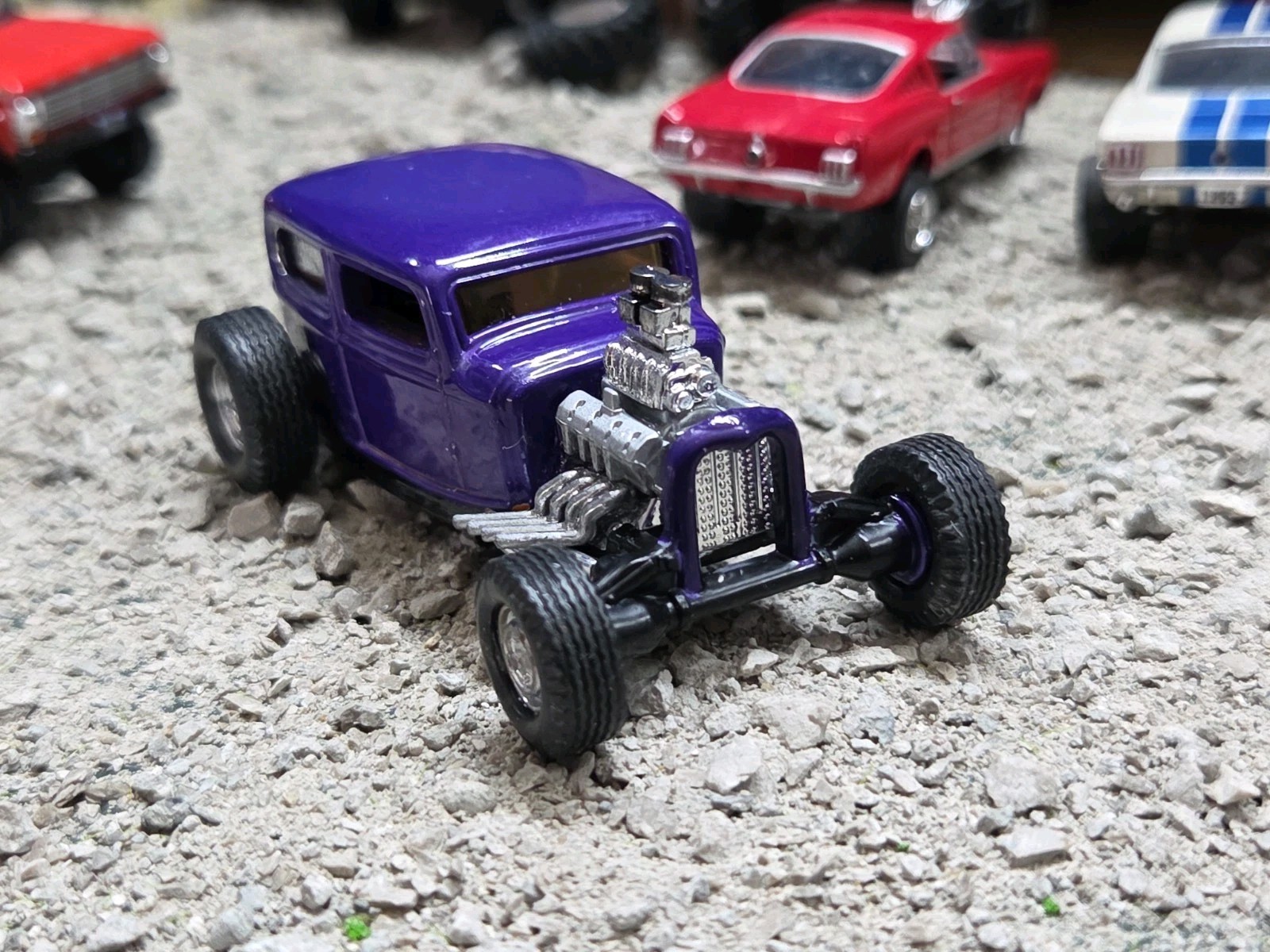 Custom 1:64 street Rat Rod lowered hot FORD chopped panel paddy wagon HotWheels