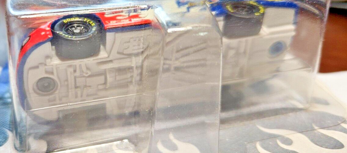 Hot Wheels Nascar Land O’ Frost Racing Die Cast Toy Car Model