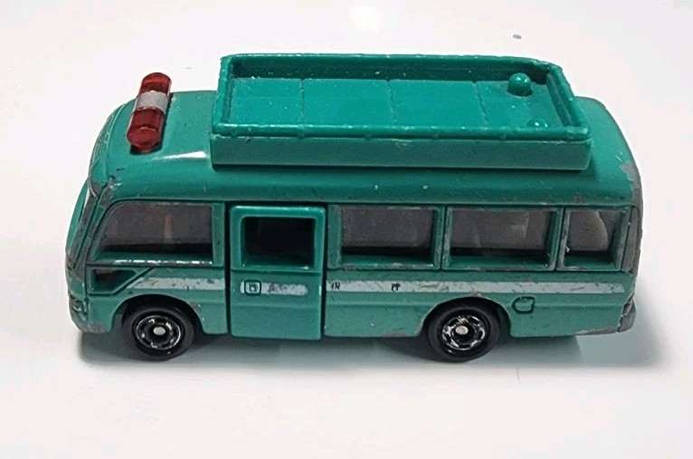 Tomica Tomy #92 Green Toyota Coaster 1/89 Diecast/Plastic Emergency Rescue