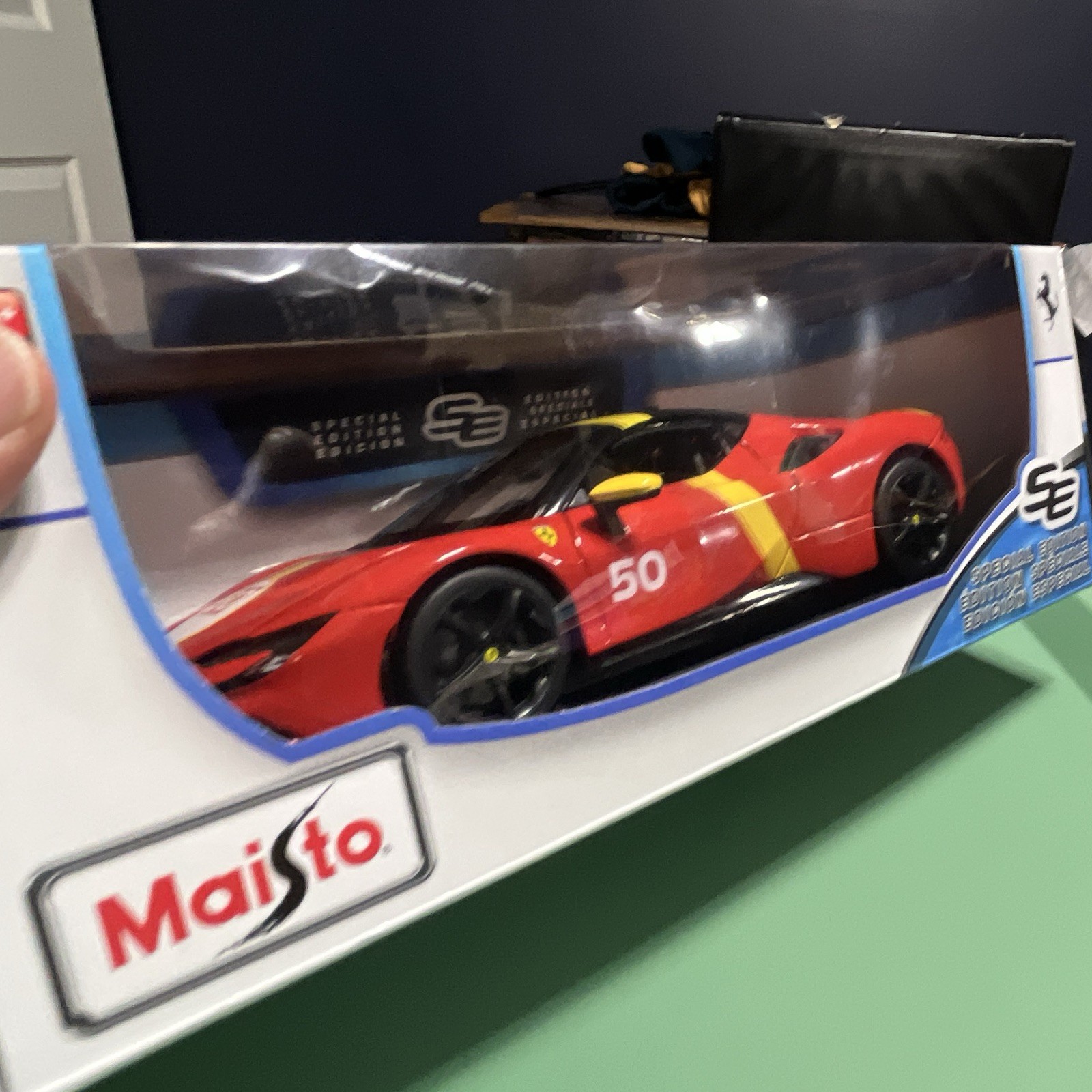 Maisto Ferrari SF90 Stradale Assetto Fiorano 1:18 Red Unopened Box
