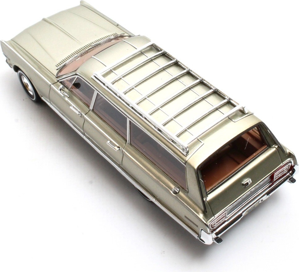 1966 Chrysler Town & Country Haze Green Poly in 1:43 scale by Matrix