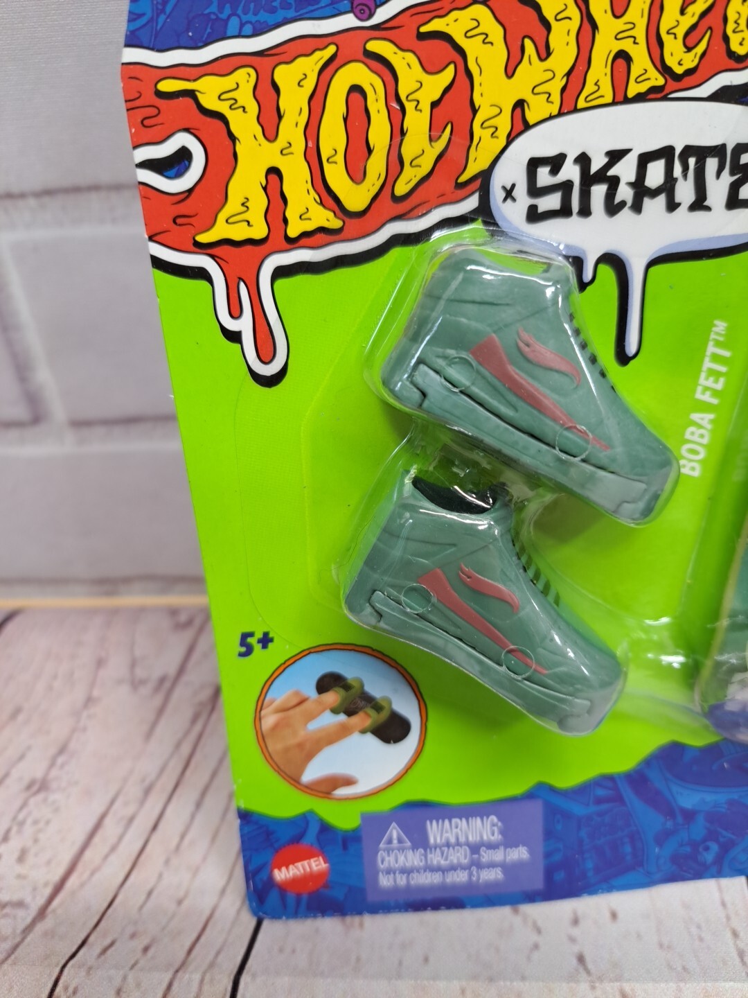 New (2 Pcs) 2022 Hot Wheels Skate STAR WARS BOBA FETT Fingerboard Screen Legends