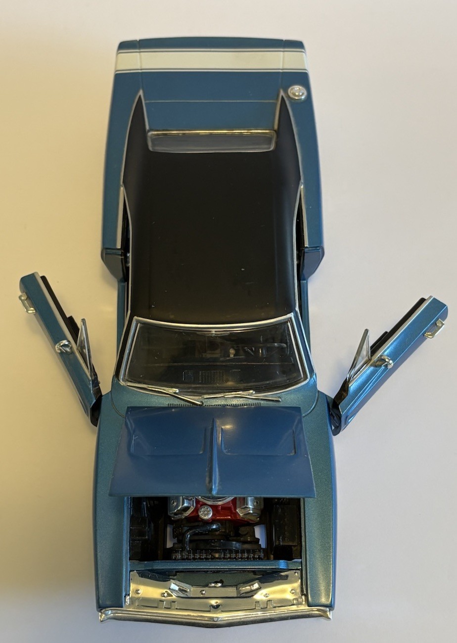 Mattel Hot Wheels 1969 Dodge Charger R/T Blue/Black 1:18 Diecast Car