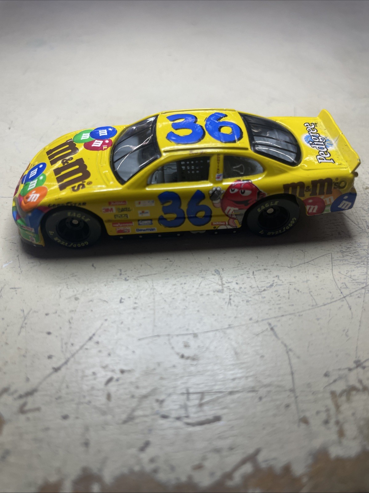 2000 racing champions inc #36 nascar M&M’s car loose diecast 1:64