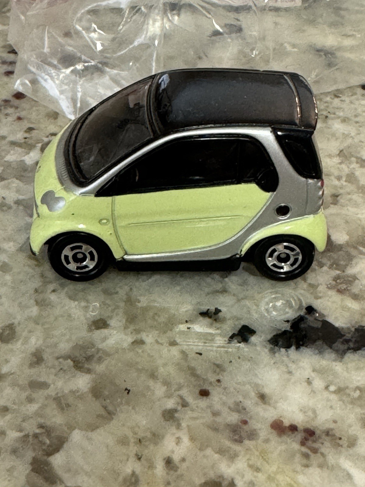 Tomica 2004 Tomy Smart Fortwo Coupe Diecast Car #75