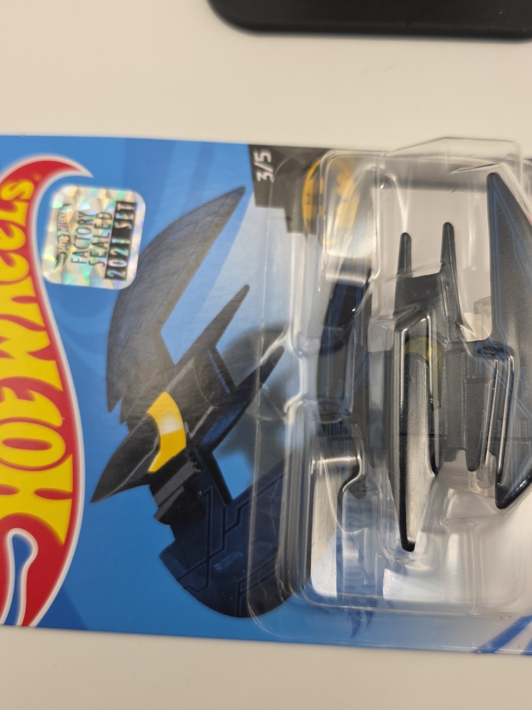 BATMAN BATPLANE FACTORY SEALED BLACK BLUE STRIPES HOT WHEELS 2021 #104 ANIMATED