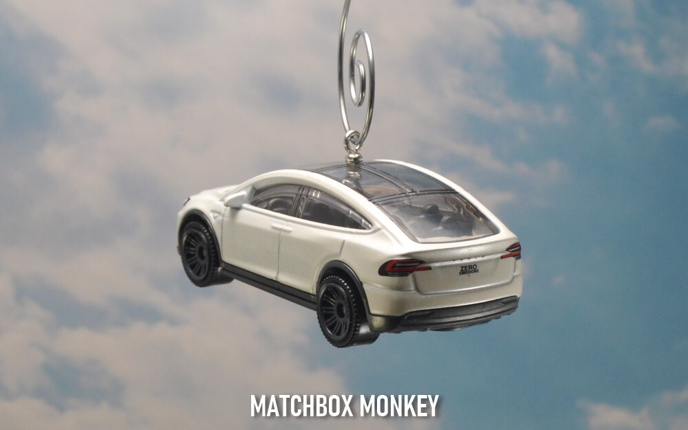 NEW Tesla Model X Electric SUV Crossover Car Christmas Ornament 1/64 Elon Musk