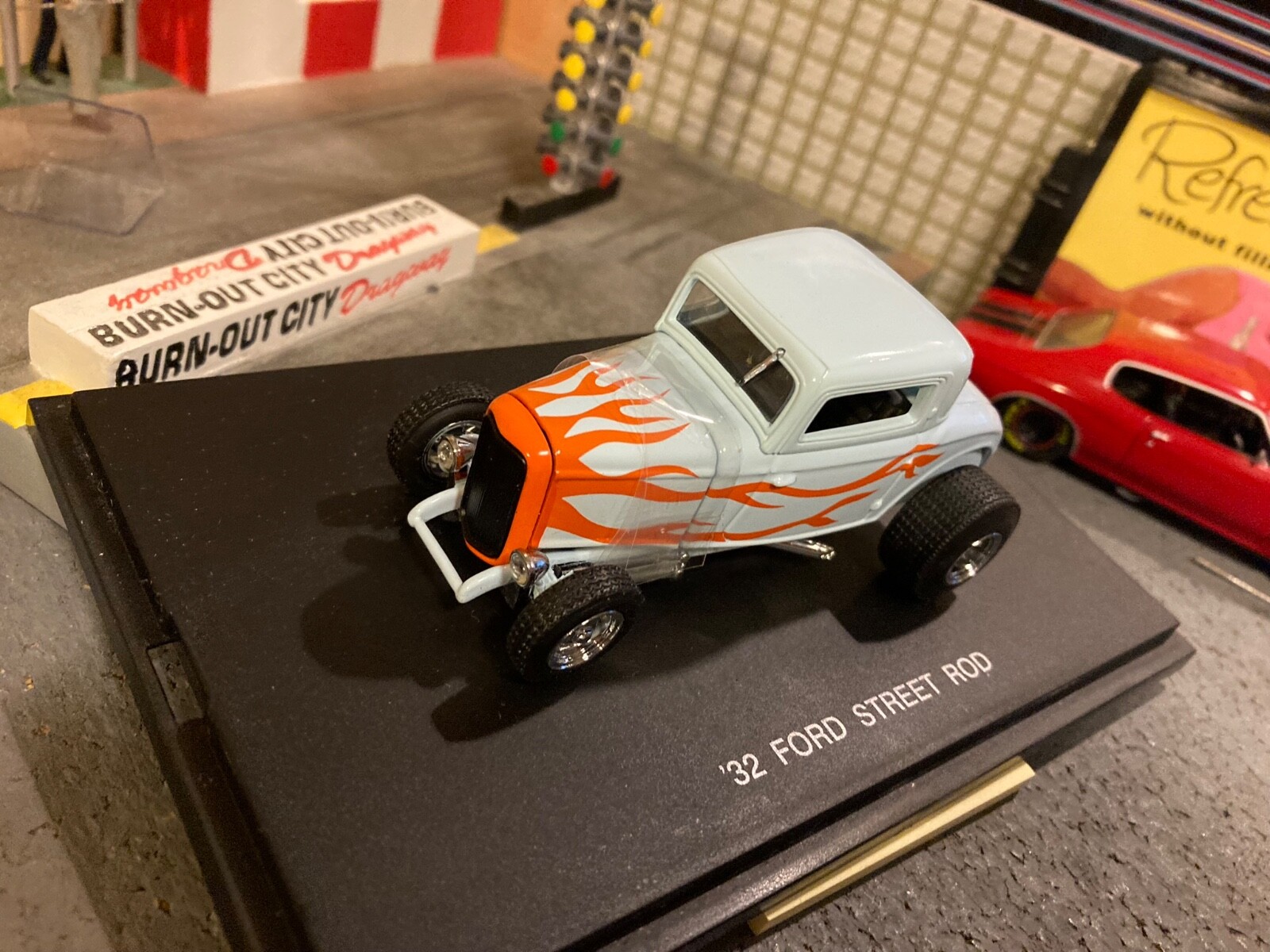 1932 Ford Hot Rod Street Rod, 1:43 scale, New in Box