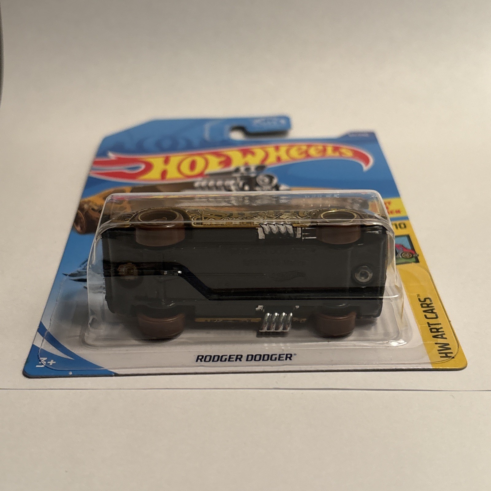 2020 Hot Wheels Kroger Exclusive Rodger Dodger Gold HW Art Cars Steampunk Carded