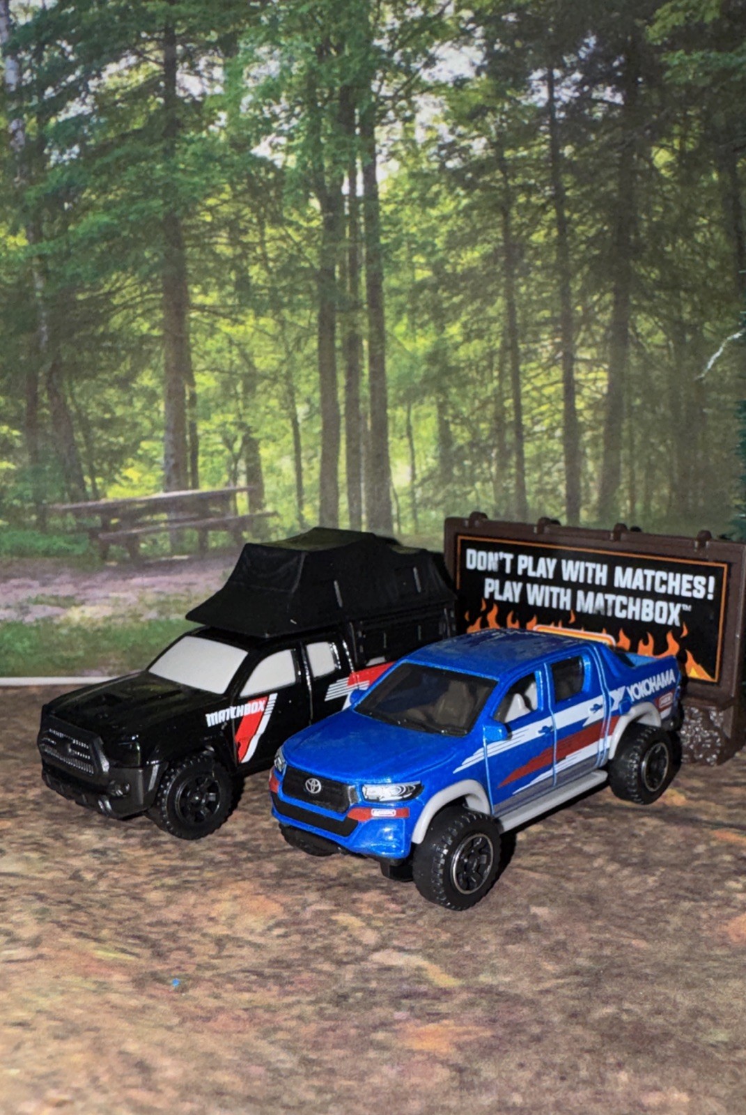 Matchbox 2016 Toyota Tacoma w/ Removable Top & Helux Yokohama Off Road II NLFFP