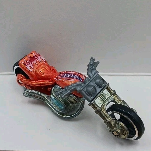 HOT WHEELS Blast Lane Motorcycle Red Flames Diecast Metalic Orange