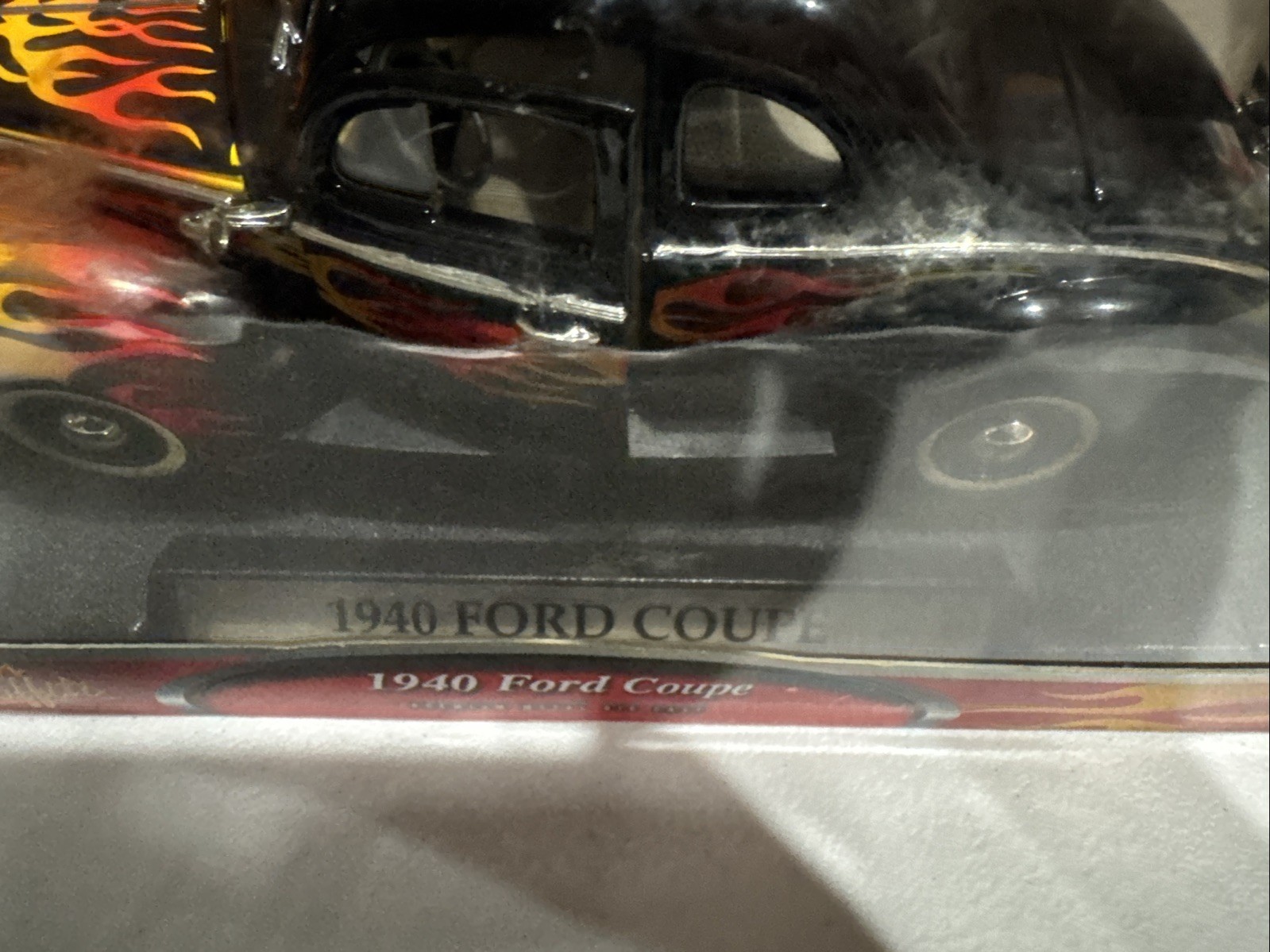 American Graffiti 1940 Ford Coupe 1:18 Diecast Car Black Flames Opening Metal