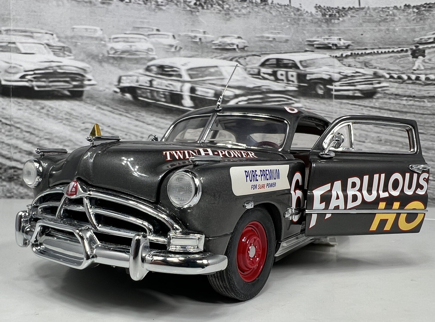 Franklin Mint 1951 Hudson Hornet Coupe #6 Stock Car Gray 1:24 – RARE Papers