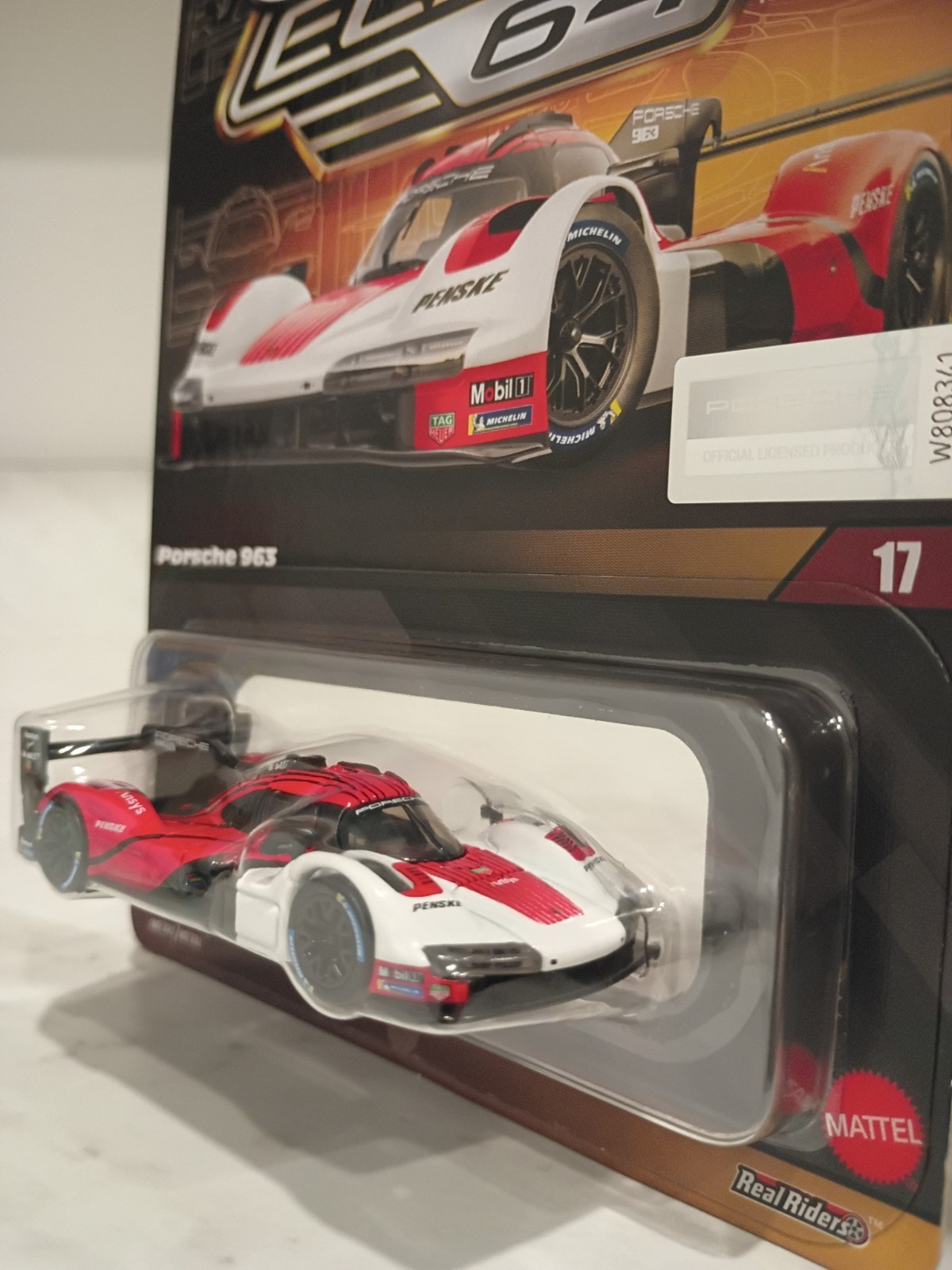 2025 Hot Wheels Elite 64 # 17 Penske Porsche 963 New Sealed