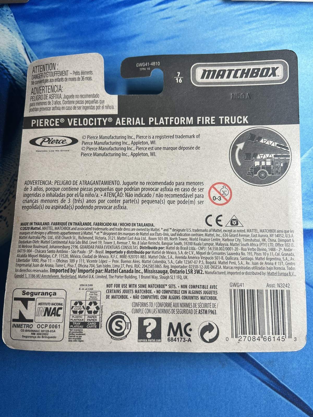 Matchbox Working Rigs Pierce Velocity Aerial Platform Fire Truck Blk/Gold GWG41