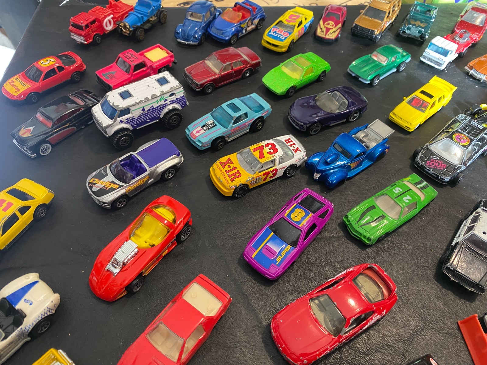 1:64 diecast car lot 119 cars truck mixed brands matchbox hot wheels etc.
