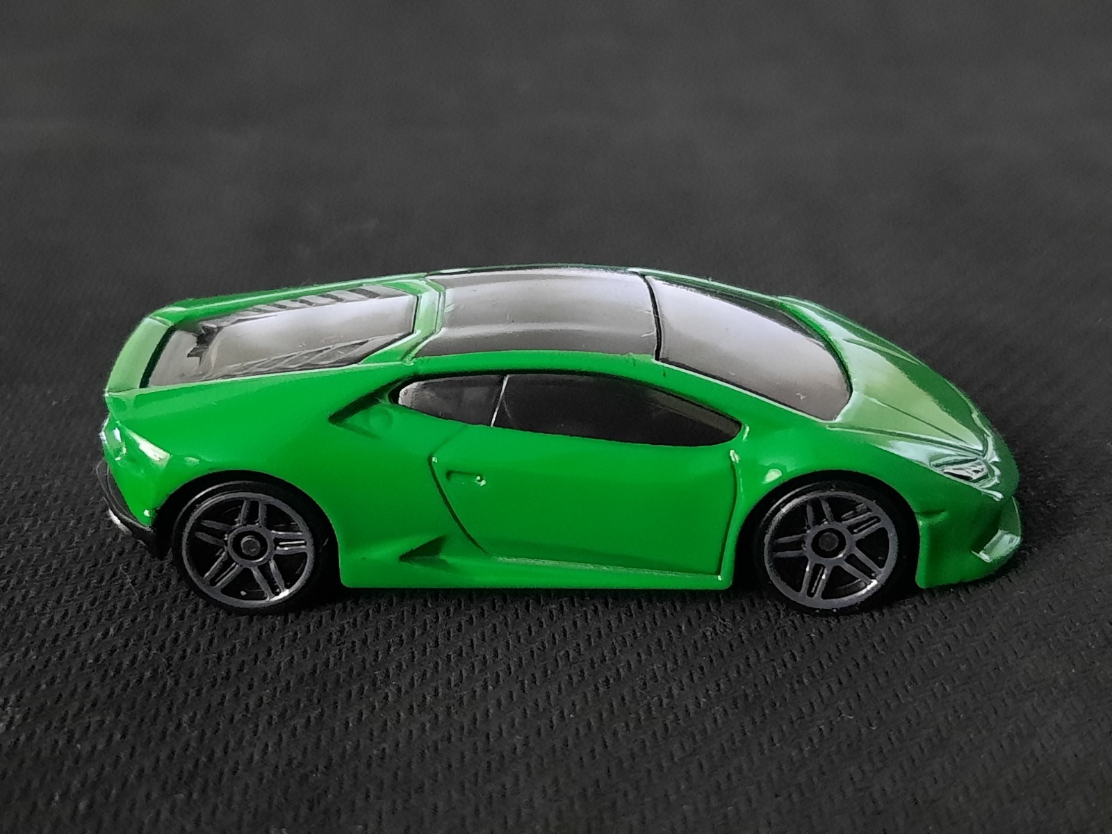 2025 Hot Wheels Motor Show Lamborghini Huracan LP 610-4
