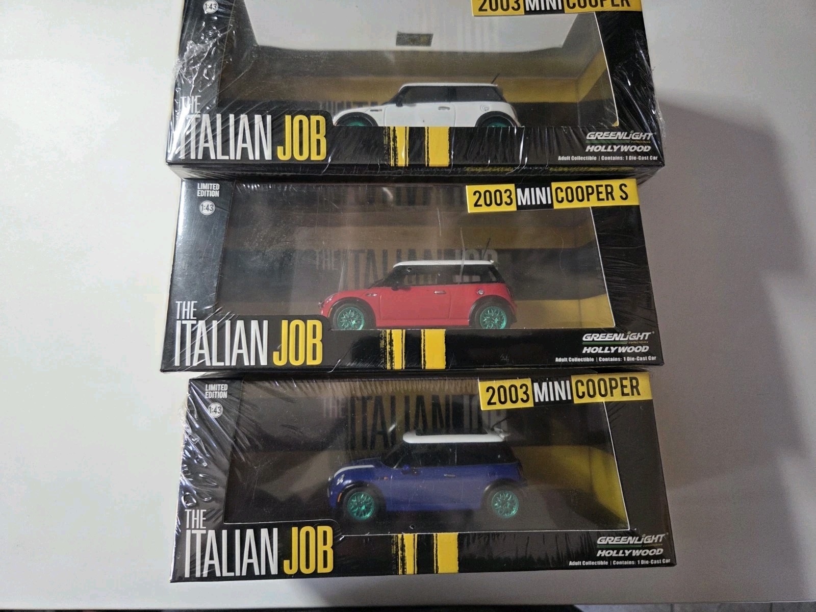 GreenLight The Italian Job 2003 Mini Cooper S – 1:43 Diecast CHASE! 3 Car Set
