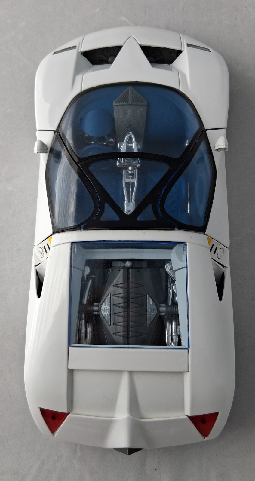 1995 Ford GT90 1:18 Diecast (White) : Maisto