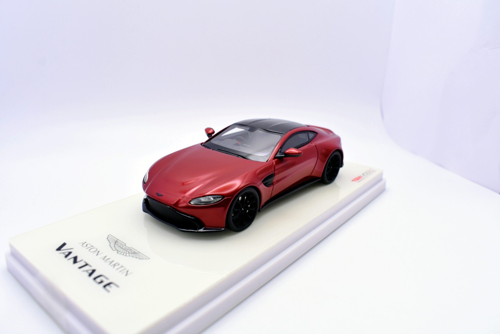 TrueScale Miniatures 1:43 Aston Martin Vantage Red Diecast Road Car Model