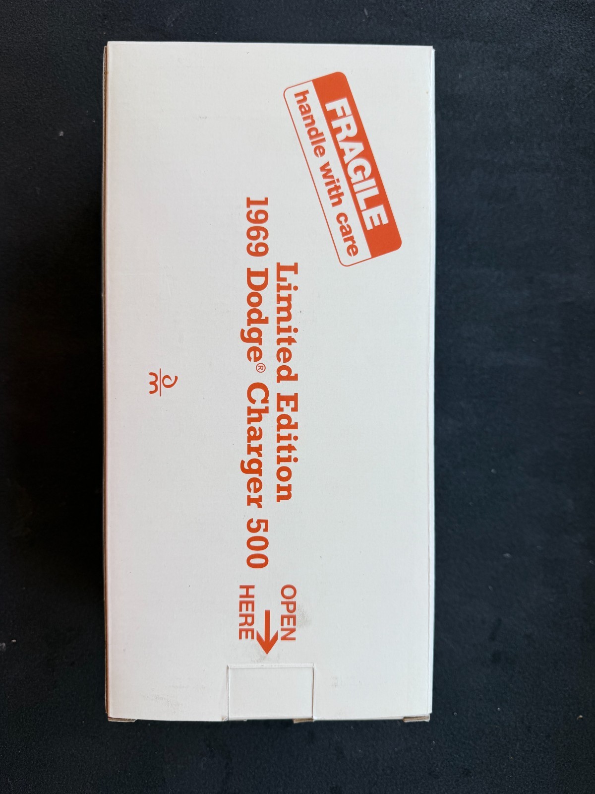 DANBURY MINT #3744/5000 1969 DODGE CHARGER 500 Orange with box