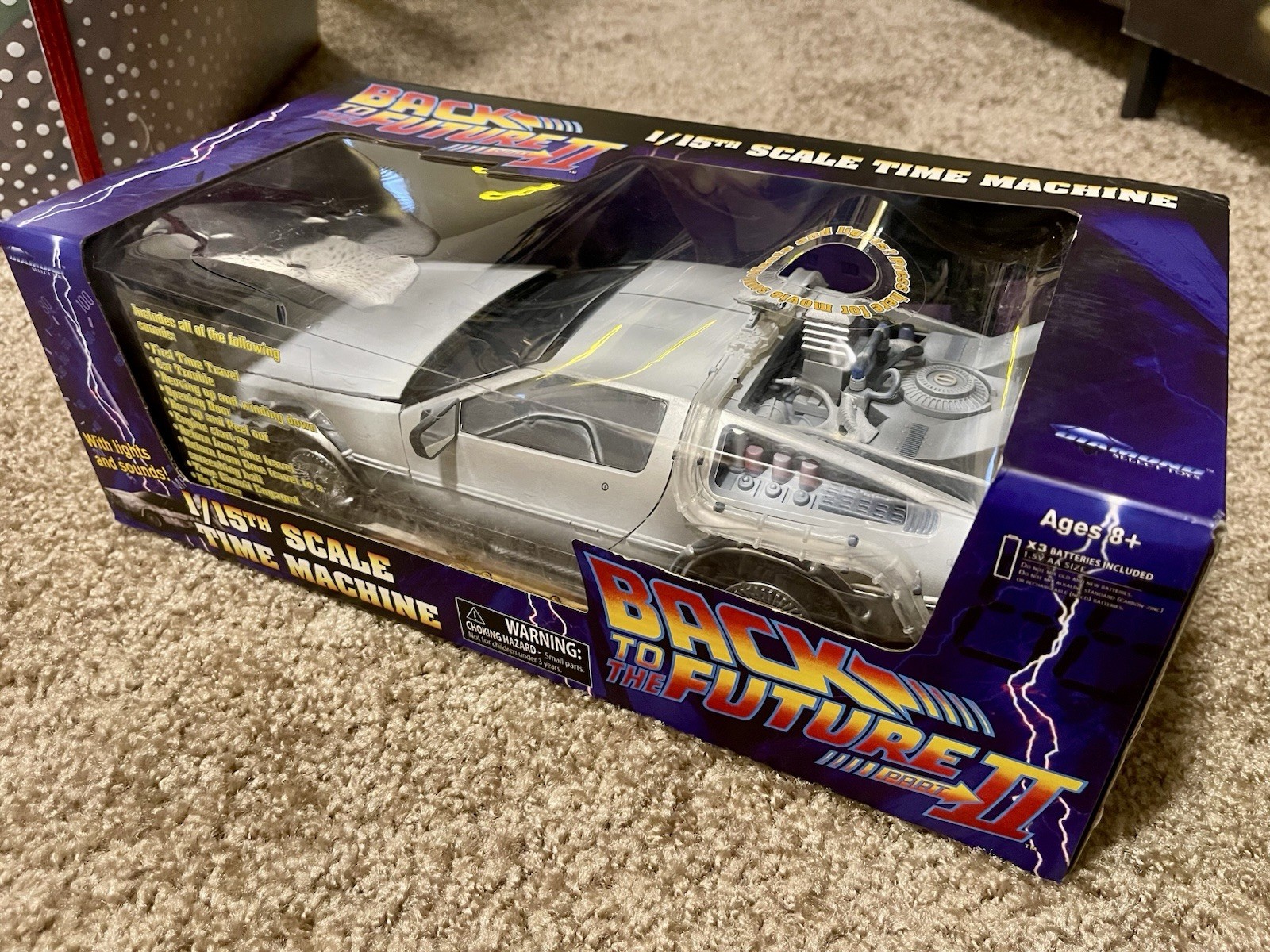 Back to the Future II DeLorean Frosty 1/15 Diamond Select Movie Dialogue Sealed