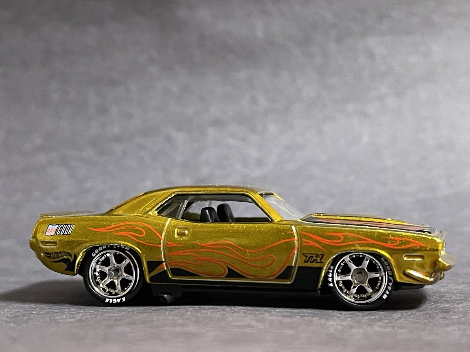 Hot Wheels New SUPER TREASURE HUNT ‘70 Plymouth AAR Cuda Random Parts Un-Spun