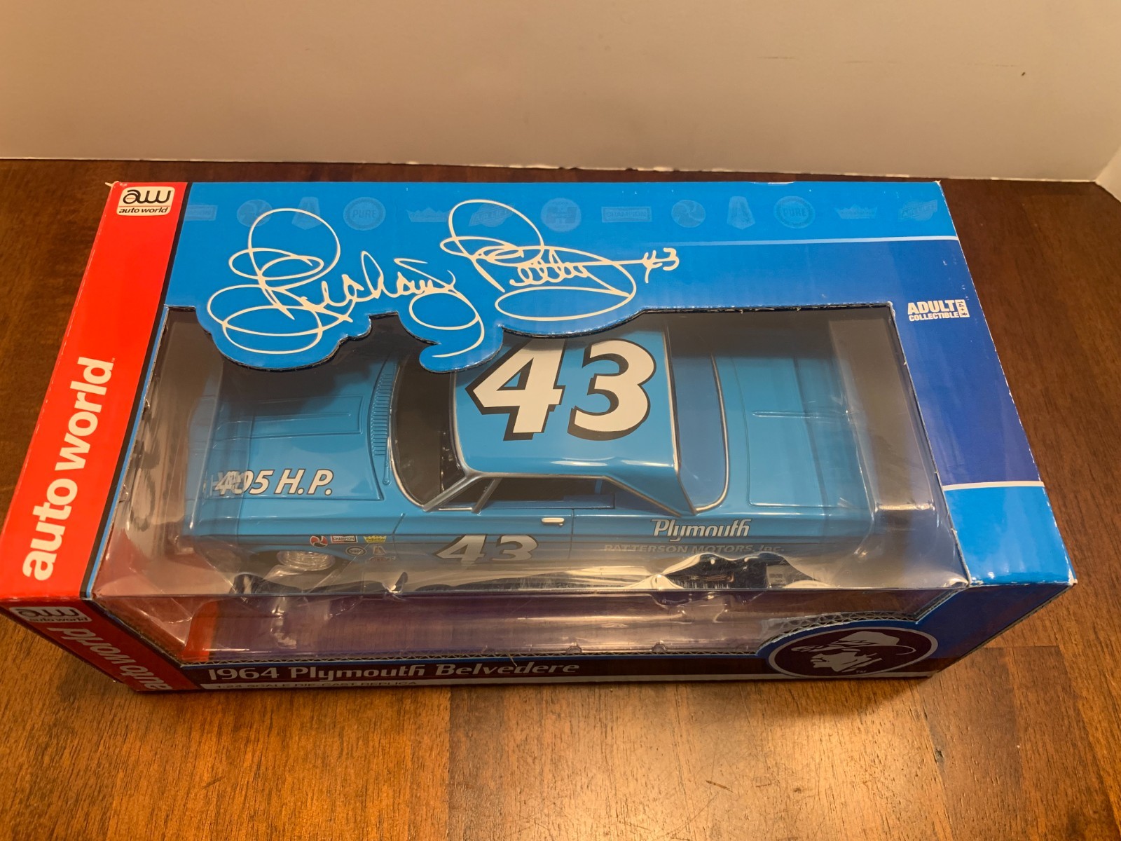 NASCAR -RICHARD PETTY # 43 1964 PLYMOUTH BELVEDERE 405 H.P. Autoworld