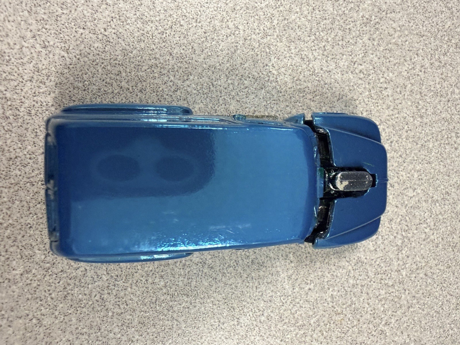 Hot Wheels ’56 Ford Custom, Blue Metalic Paint, on 3D printed lowrider wheels