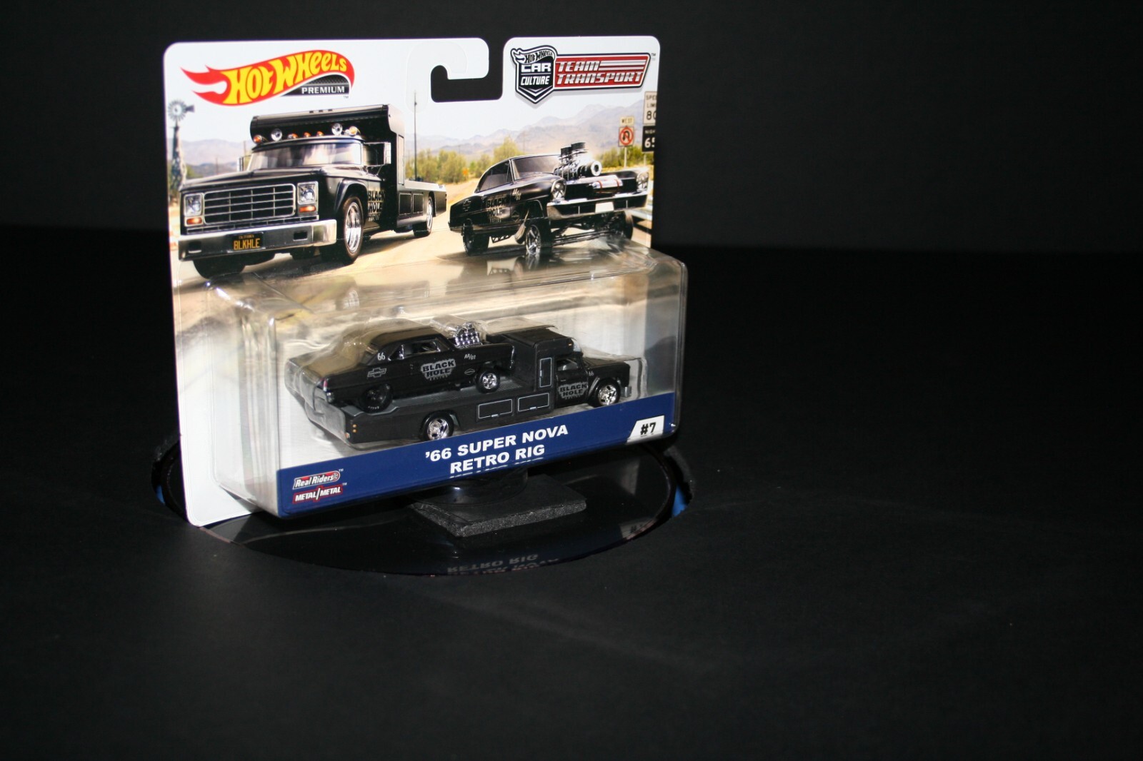 Hot Wheels 2019 Team Transport ’66 Super Nova w/ Retro Rig 1/64 Diecast Model