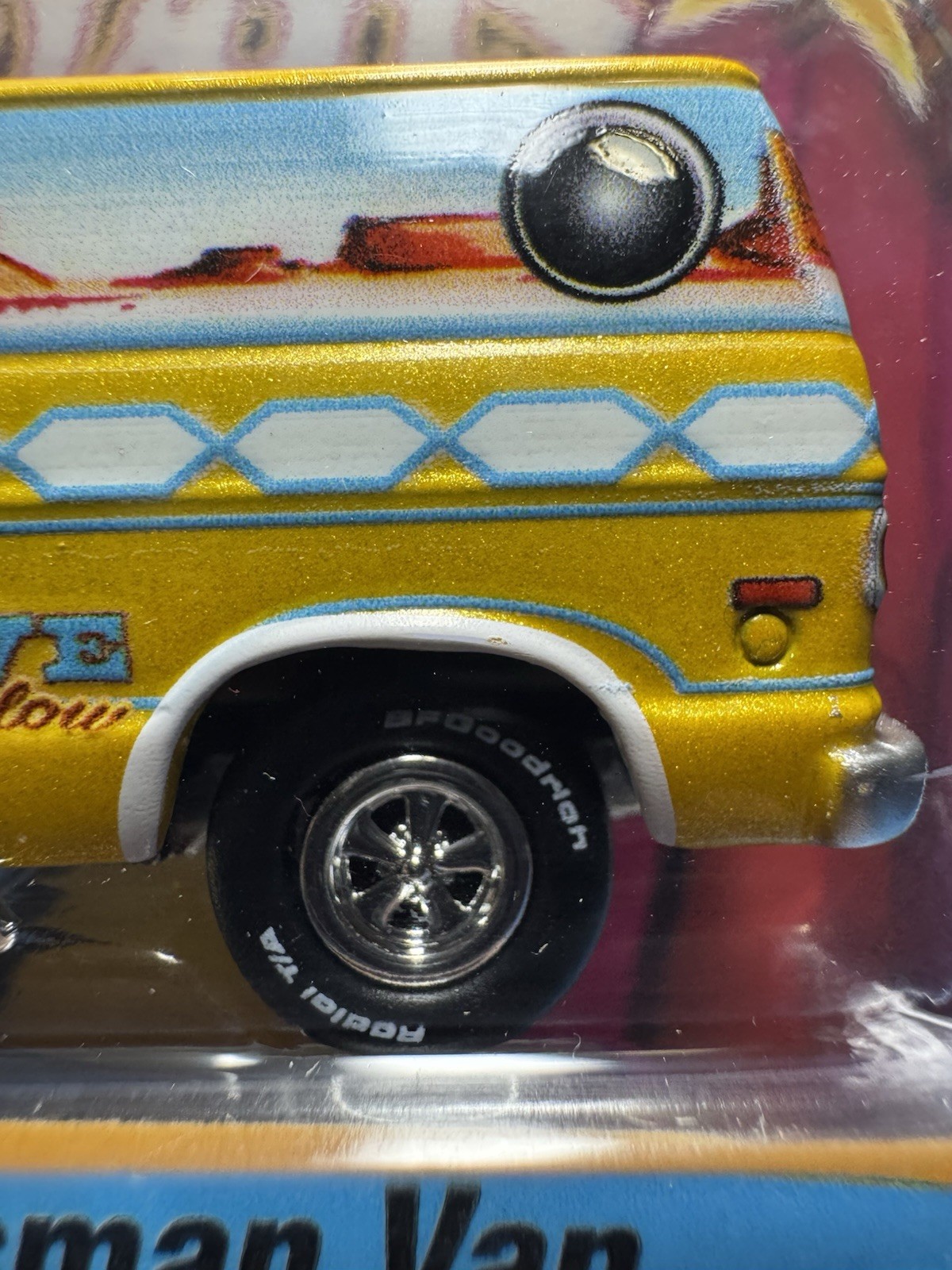 Johnny Lightning Boogie Vans 2-Pack 1976 Dodge Tradesman/1975 Chevy G20 1:64