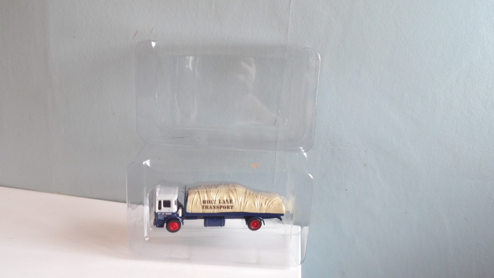 EFE 21601* HOLT LANE TRANSPORT LEYLAND SUPER COMET ERGOMATIC DIECAST 1:76 SCALE.