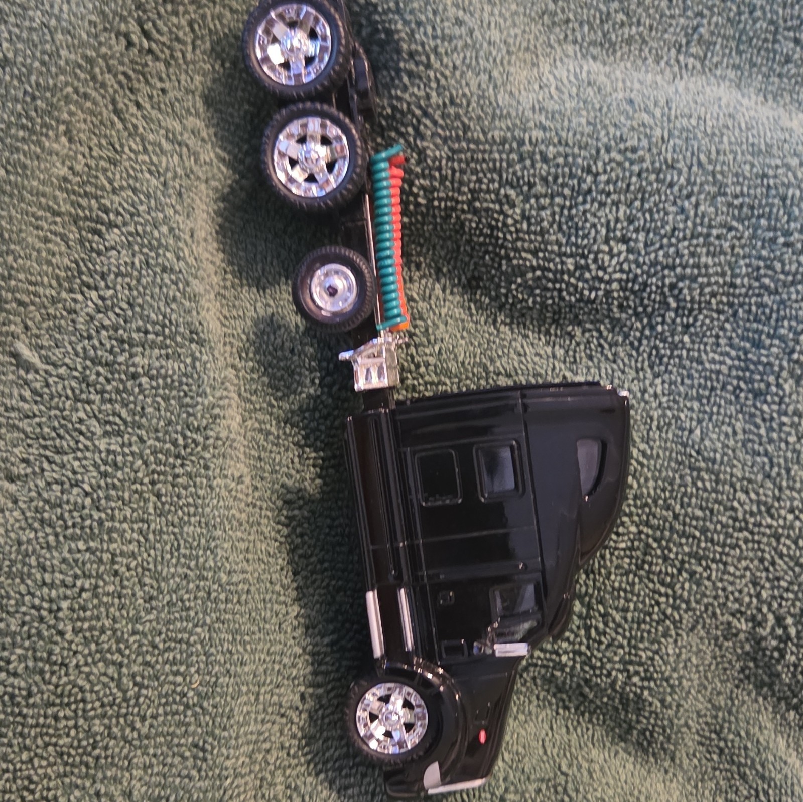 Peterbilt Black Diecast Semi Truck Tractor Cab w/ Coiled Air Hoses Chrome