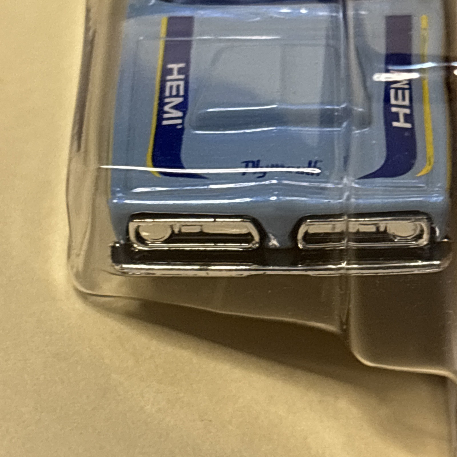 Hot Wheels 2012 Muscle Mania Mopar ’68 Hemi Barracuda