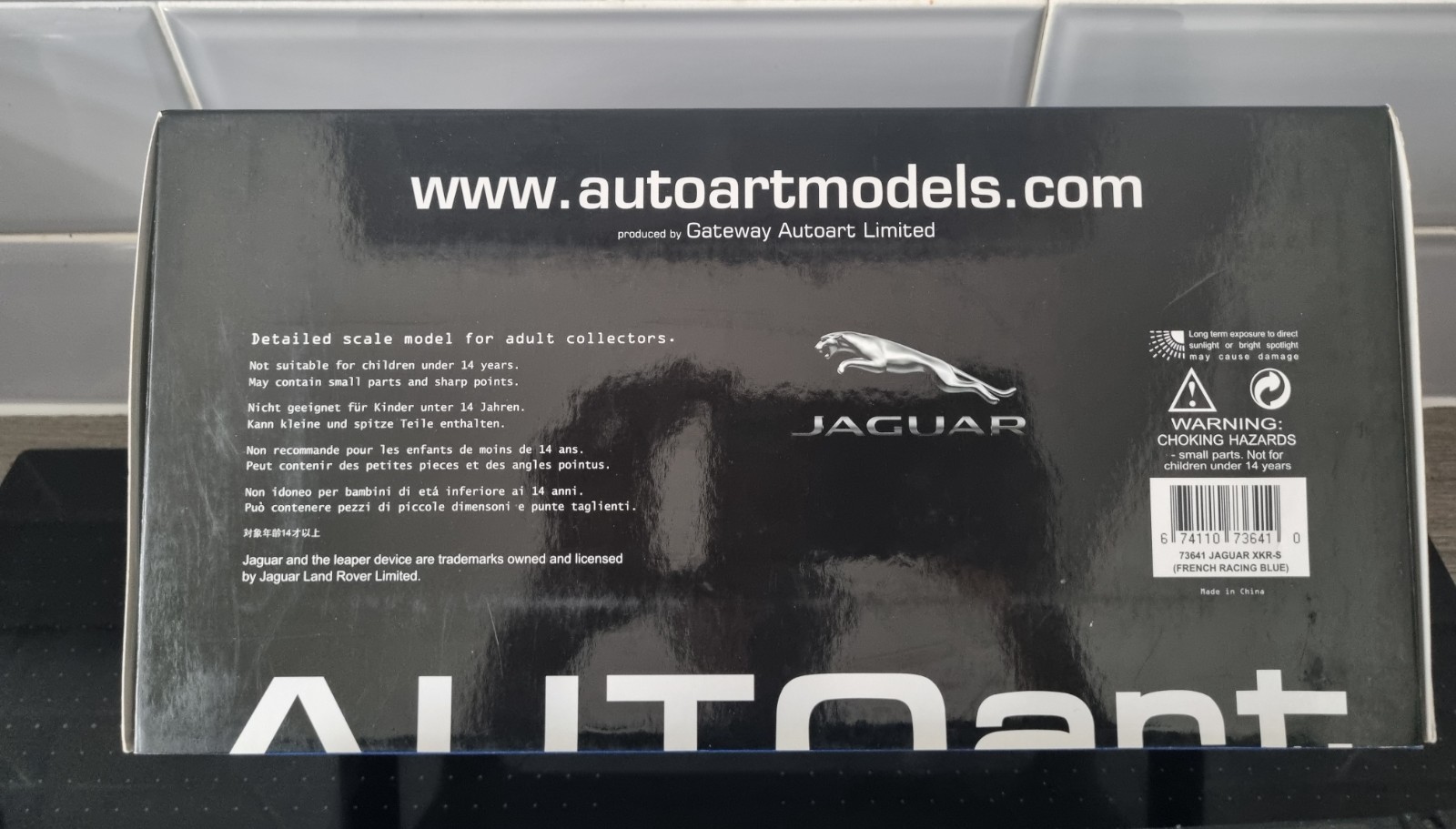 Jaguar 73641 XKR-S French Racing blue Auto Art models 1:18