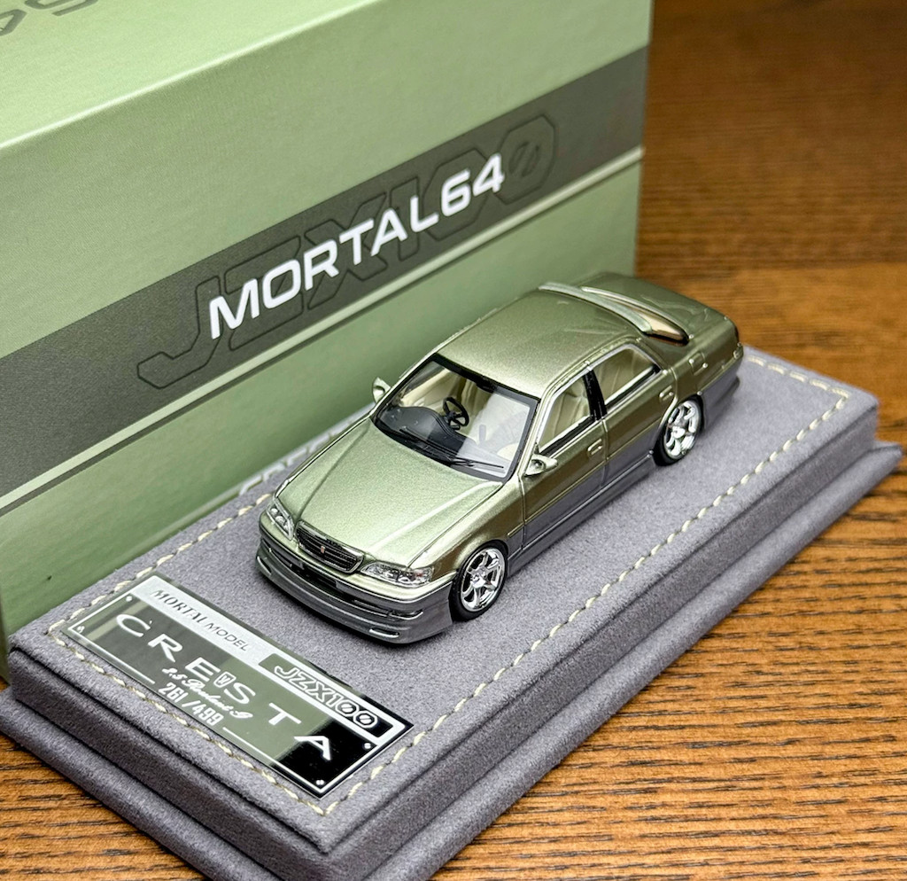 Mortal 1:64 Green JDM CRESTA JZX100 Sedan Sports Model Diecast Metal Car