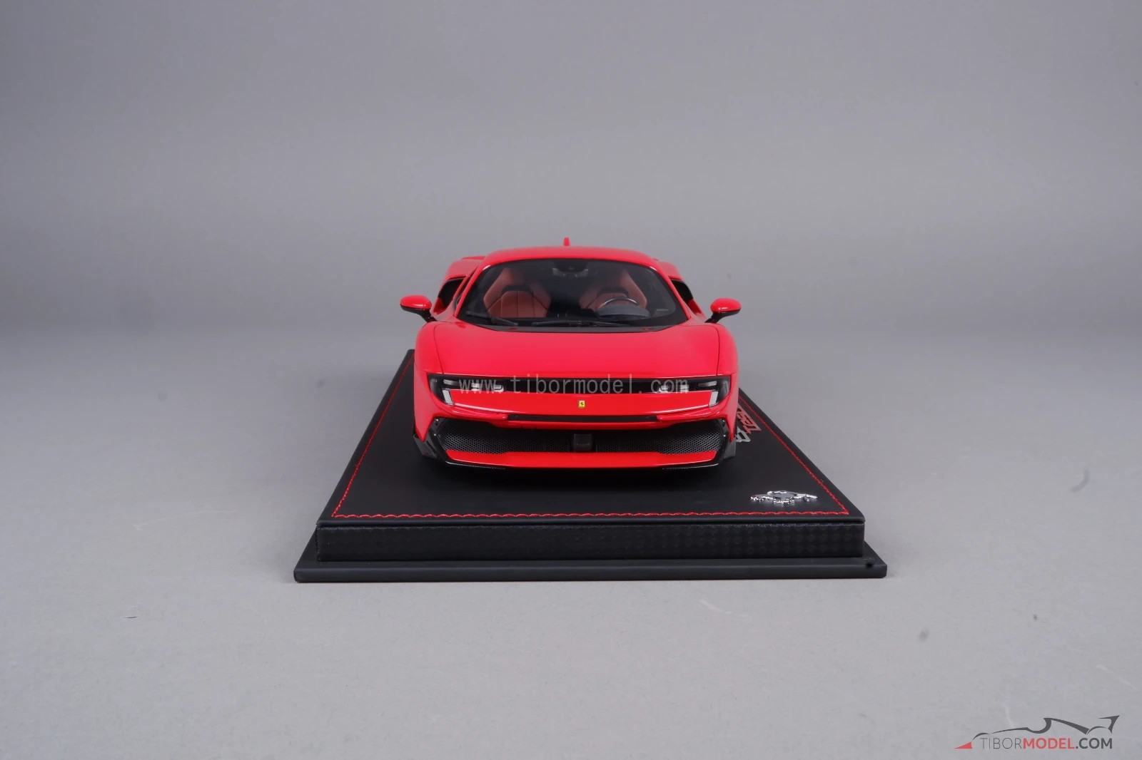 Ferrari 849 Testarossa 2025 red, rosso corsa, with showcase, 1:18 BBR, P18275D1